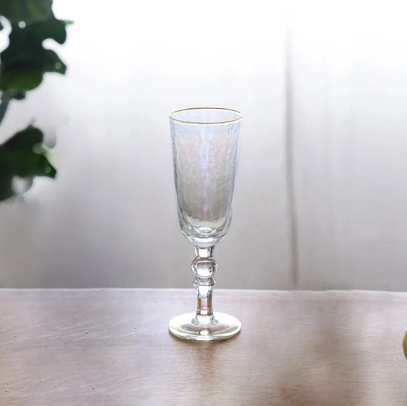 Beatriz Ball Mother-Of-Pearl Champagne Flutes (Gold Rim, 4-Pack) 1