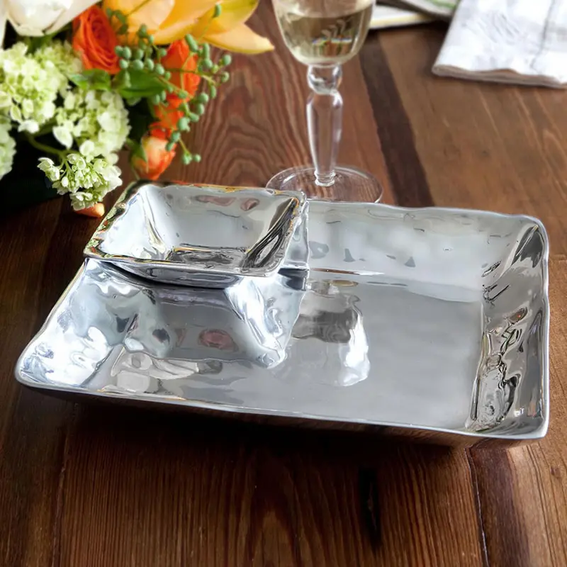 Beatriz Ball Soho Linda Chip And Dip Tray – Dual-Compartment Design 1