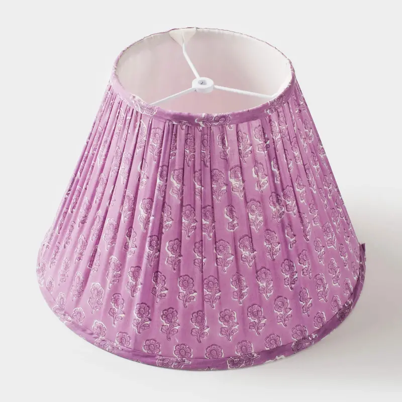 Daisy Motif Pleated Lamp Shade – Mela Artisans 1