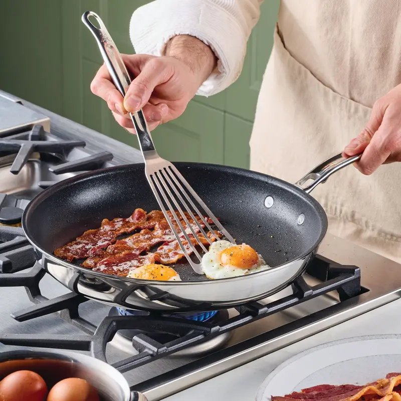 Hestan Probond Luxe 12.5-Inch Titanium-Reinforced Nonstick Skillet 1