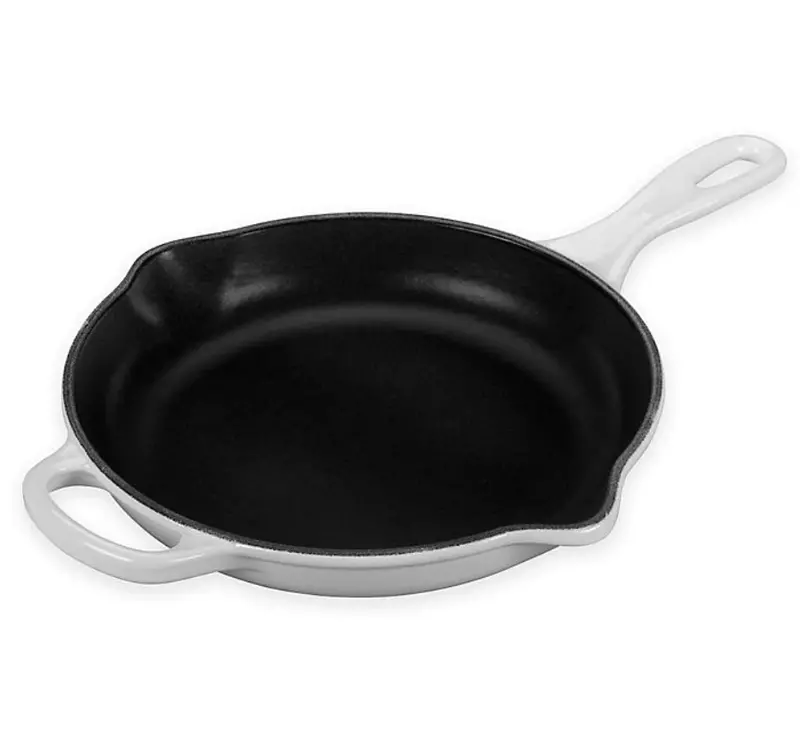 Le Creuset Signature White 9-Inch Skillet – Heavy-Gauge Enameled Cast Iron 1
