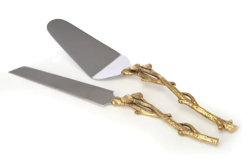Leaf-Embellished Cake Server And Knife Set – Classic Touch 1