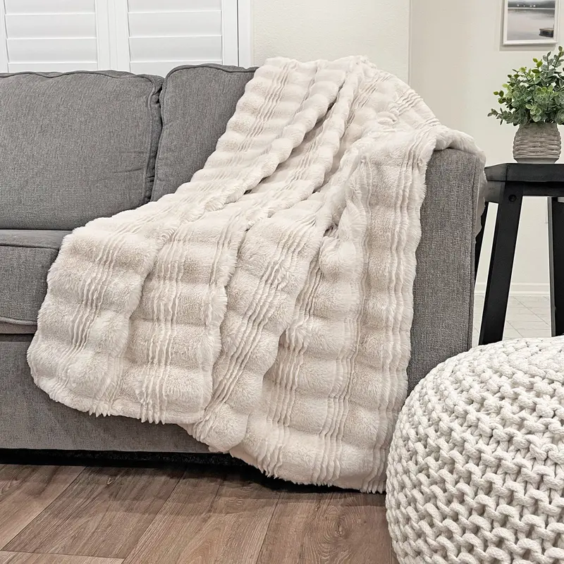 The Mood Scallop Throw Blanket – Soft Faux Fur Accent In Curved Texture 1
