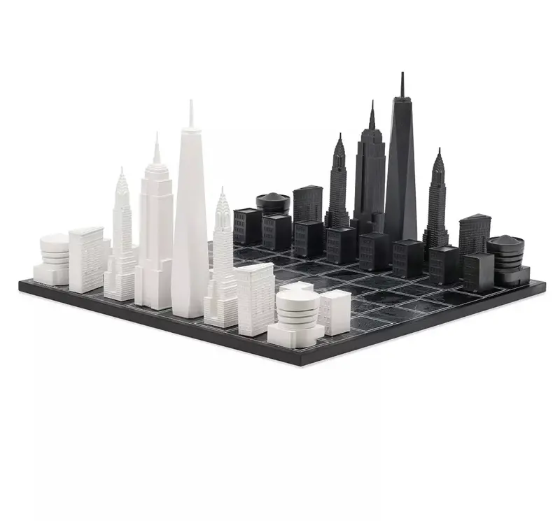 Vici New York City–Themed Chess Set – Collectible Urban Design 1