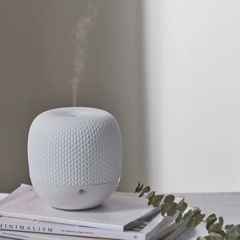 White Knit-Design 150Ml Ceramic Ultrasonic Essential Oil Diffuser By Serene House 1