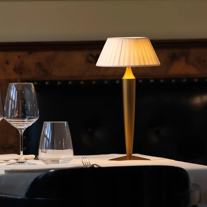 Zafferano Flaminia Rechargeable Table Lamp 1