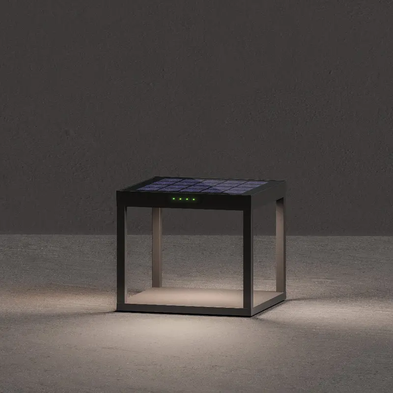 Zafferano Klewe Radia Ground Solar-Powered Cordless Lamp 1