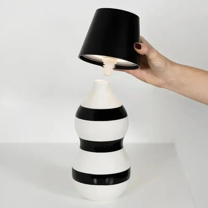 Zafferano Poldina Stopper Cordless Table Lamp – Rechargeable With Integrated Base 1