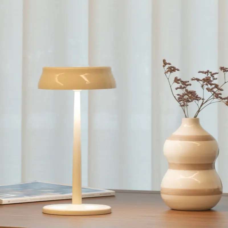 Zafferano Sister Light Full-Size Cordless Wi-Fi Table Lamp 1