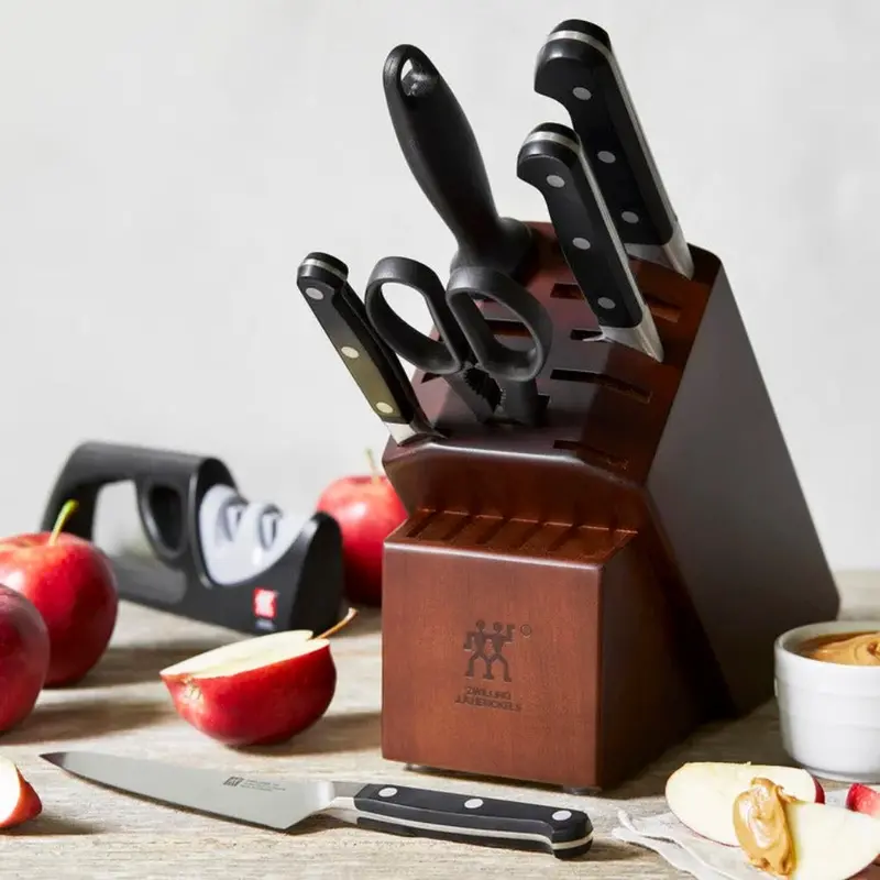 Zwilling Pro 7-Piece Knife Block Set With Integrated Sharpener 1
