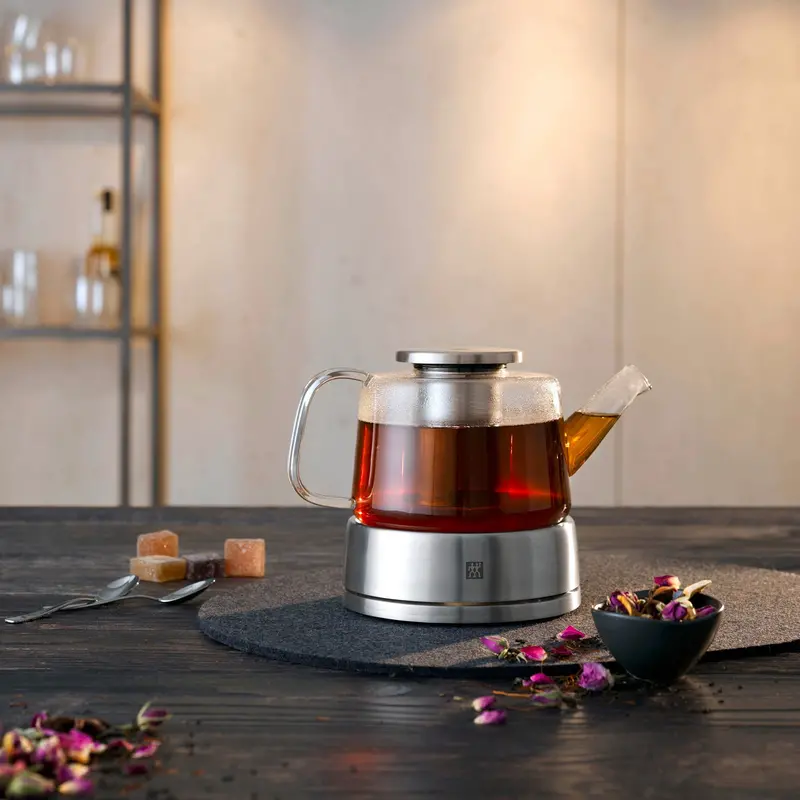 Zwilling Sorrento 27 Oz Double-Wall Teapot 1